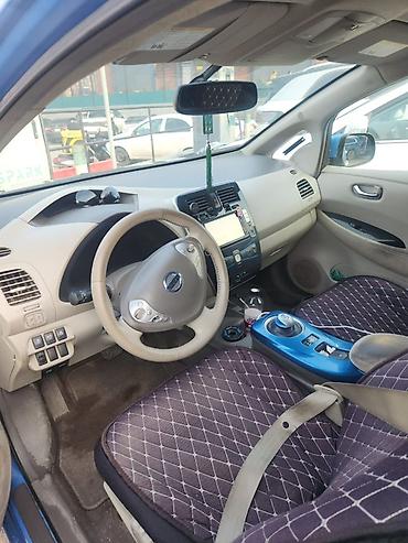 mini ev: Nissan Leaf: 2012 г., Автомат, Электромобиль, Хэтчбэк — 5