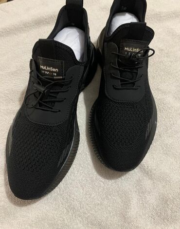 черный темин: Кроссовки и спортивная обувь