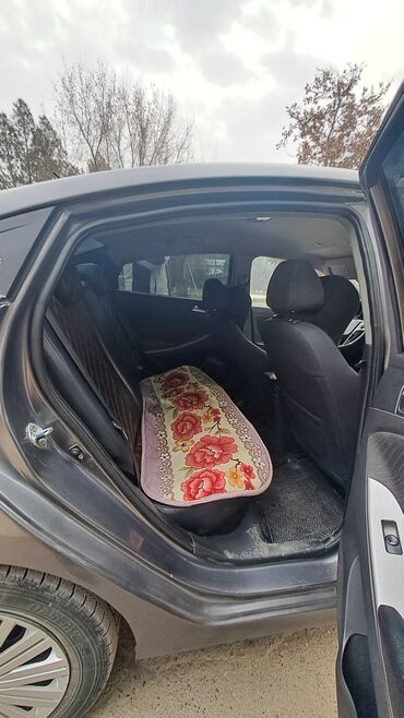 Hyundai: Hyundai Solaris: 2014 г., 1.6 л, Автомат, Бензин, Седан — 4