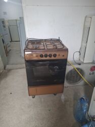 Кухонные комбайны и измельчители: Əla vəziyyətdədi.4gözlü.3ü qazla 1i tokla işlıyiralt duxofkada qazla