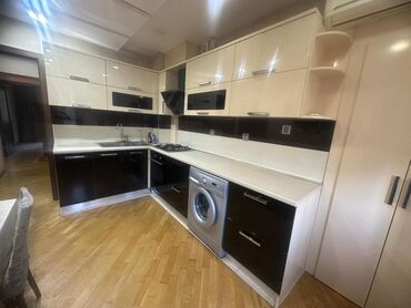 Mətbəx mebeli: Metbex mebeli 1200azn. Umumi olcu 4.40 Materıal Mdf Akrılle ıcı