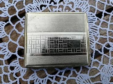 Upaljači i prateća oprema: Stara, dobro očuvana tabakera. Cena za komad. Stara, dobro očuvana — 2