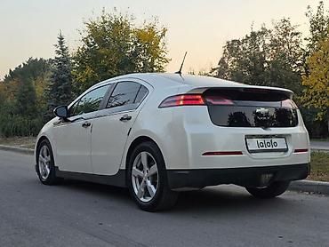pull: Chevrolet Volt: 2012 г., 1.4 л, Вариатор, Гибрид, Хэтчбэк — 2