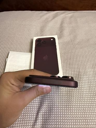 iphone 14 pro maxs: IPhone 18 Pro Max, 256 GB, Bordo, Simsiz şarj — 8