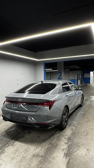 скласс: Hyundai Elantra: 2022 г., 2 л, Автомат, Бензин, Седан — 3