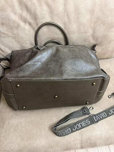 mango canta: David Jones, Yeni — 7
