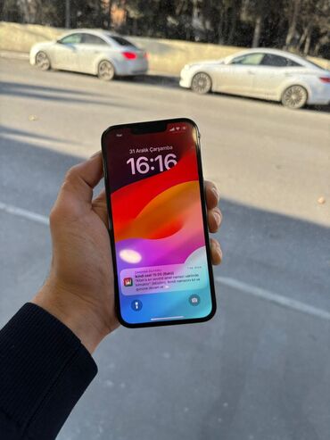 Apple iPhone: IPhone 13 Pro, Sierra Blue, Face ID — 5