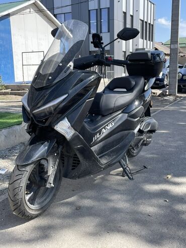 оптом кара суу: Скутер-макси Jilang T-MAX Пробег 300км. Состояние идеальное. Есть