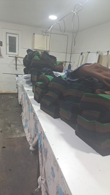 Dərzilər: Dərzi, 40 yaş, 5 ildən artıq təcrübə, Tam iş günü — 6