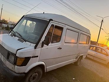 Транспорт: Mercedes-Benz Спринтер: 1996 г., 2.2 л, Механика, Дизель, Фургон — 3