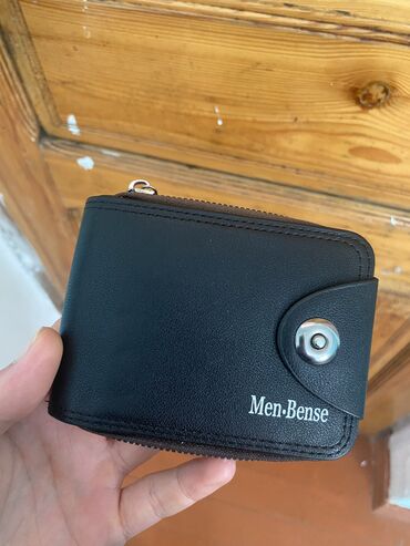 Wallets, porte-monnaie: Pulqabı, Kişi, İşlənmiş