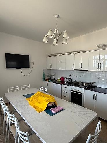 карока: 5 комнат, 150 м², 5 соток, Бишкек, Собственник — 5