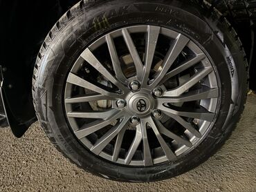 колесо на газ 52: Дөңгөлөктөр монтажда 285 / 50 / R 20, Кыш, Колдонулган, Комплект, Жол тандабастар (АТ/МТ), Куйма, тешиктери - 5