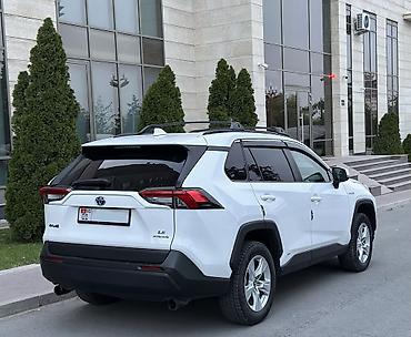 Toyota: Toyota RAV4: 2019 г., 2.5 л, Вариатор, Гибрид, Кроссовер — 6