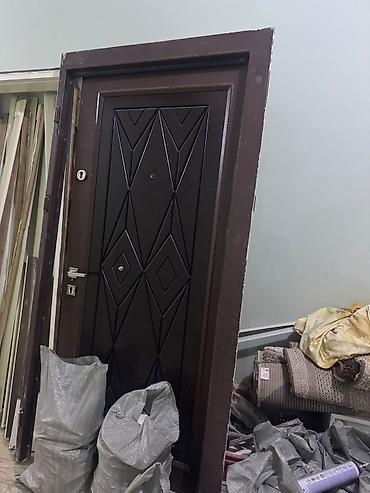 ❗130 Azn seyf qapı satılır.Ünvan:Nərmanov.
A1(7500)