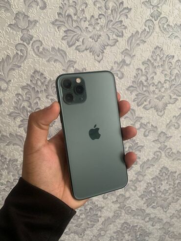 Apple iPhone: IPhone 11 Pro, 64 ГБ, Зарядное устройство, Защитное стекло, Чехол, 77 %