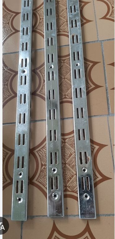 Digər mebel: Metal rəf kronsları və relslərindən ibarət bu dəst geniş çeşiddə -da lalafo.az — 4 Digər mebel: Metal rəf kronsları və relslərindən ibarət bu dəst geniş çeşiddə — 4