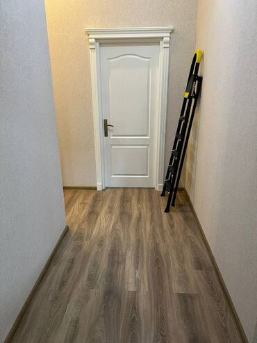 Uzunmüddətli kirayə mənzillər: Mənzil kirayə verilir. 3 otaq, 17.2 mərtəbə, 90 kv. Azadlıq — 9