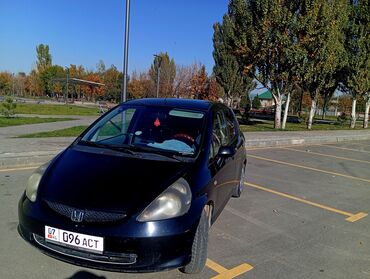 Honda: Honda Jazz: 2004 г., 1.3 л, Механика, Бензин, Хэтчбэк