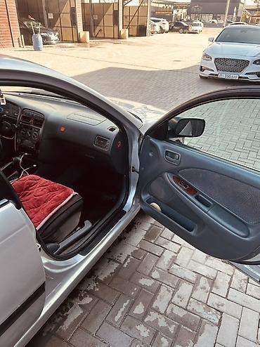 Toyota: Toyota Avensis: 1999 г., 2 л, Автомат, Бензин, Седан — 9