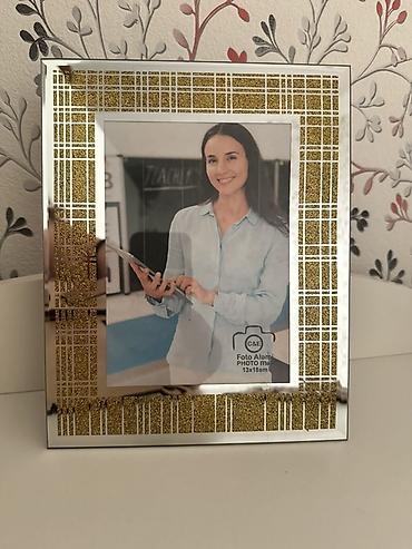 qız resmi: Çərçivə 13 x 18 sm — 1