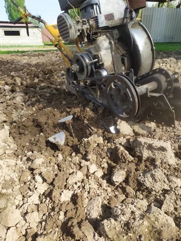 Дизельные мотоблоки: Продаю мотоблок Урал в рабочем хорошим состояние все есть в комплекте — 13