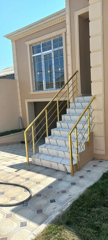 Pilləkən məhəccərləri: Alminum məhəccər.balkon üstü alminum məhəccər 38 azn den başlayan — 9