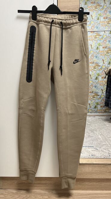мужское пальто черное: Мужские брюки, XS (EU 34), Nike, Б/у, цвет - Бежевый, Самовывоз, Платная доставка