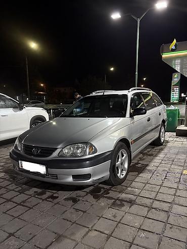 Toyota Avensis: 2002 г., 1.8 л, Механика, Бензин, Универсал