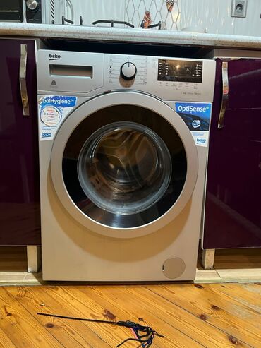 Техника для кухни: AmlBeko 9kg. 450azn. Təmirdə olmayib, tam işləkdir. Ünvan Masazır
