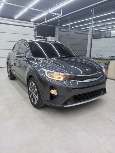 Kia: Kia Stonic: 2018 г., 1.4 л, Автомат, Бензин, Кроссовер