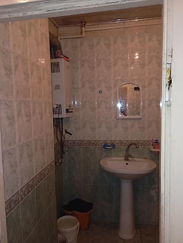 Квартиры: 2 otaqlı 3 otağa düzəldilmiş mənzil satılır. Bu yaxınlarda təmir — 7