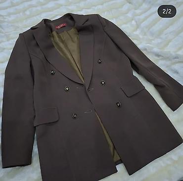 idman desti: Qadın kostyumu – şokolad rəngi - İki hissə: uzun ikiqat düyməli blazer — 2