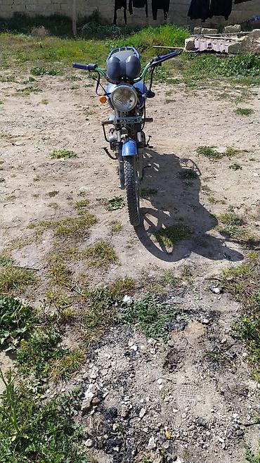 Motonəqliyyat: Moped/motosiklet – mavi rəngdə, şəhər və qəsəbədaxili sürüşlər üçün — 5