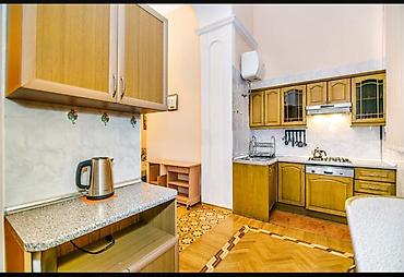 otel baki: 📢 İçərişəhərdə Tarixi Binada Premium Obyekt / Ofis / Mənzil İcarəyə — 9