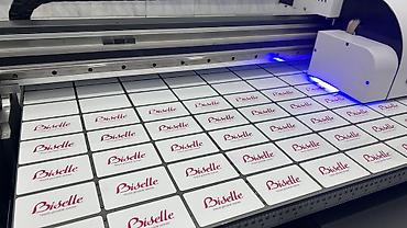 Reklam, çap: UV printer ilə fərdi çap xidməti - Sərt və yumşaq səthlərə birbaşa UV — 11