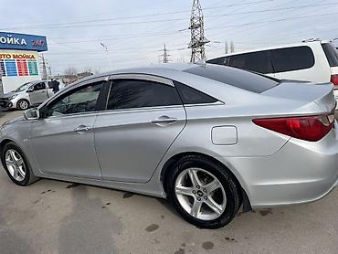 Hyundai: Hyundai Sonata: 2010 г., Седан — 8