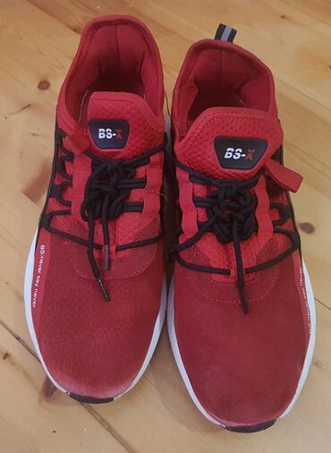 детский спортивный костюм венгрия: Продаются кроссовки красного цвета Срочно продается в связи со сбором at lalafo.az детский спортивный костюм венгрия: Продаются кроссовки красного цвета Срочно продается в связи со сбором