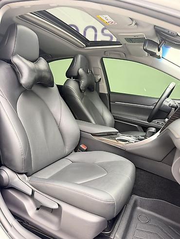 газел 2: Toyota Camry: 2018 г., Гибрид, Седан — 9