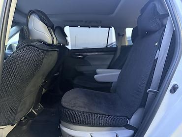 highland: Toyota Highlander: 2020 г., 0.5 л, Автомат, Гибрид, Внедорожник — 7