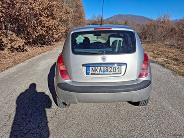 Lancia: Lancia Ypsilon: 1.2 l. | 2004 έ. 201000 km. Χάτσμπακ — 2