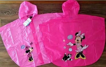 Ostale dečije stvari: EXTRA CENA…POSLEDNJE VELICINE KABANICA 800din za velicinu pitati 9 — 10