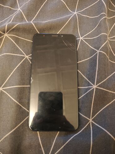 разбит дисплей: Redmi, Redmi 5 Plus, Б/у, 64 ГБ, цвет - Черный, 2 SIM