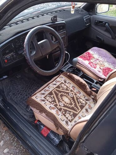 Volkswagen: Volkswagen Passat: 1994 г., 1.8 л, Механика, Бензин, Универсал — 6