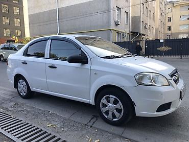 каптива 2008: Chevrolet Aveo: 2010 г., 1.4 л, Механика, Седан — 4
