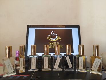 uni c: Şəkildə gördüyünüz hazır qablaşdırma bütün ətirlər set şəklində