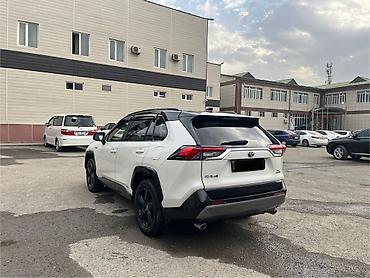 ауди а6 с: Toyota RAV4: 2019 г., 2.5 л, Автомат, Гибрид, Универсал — 1