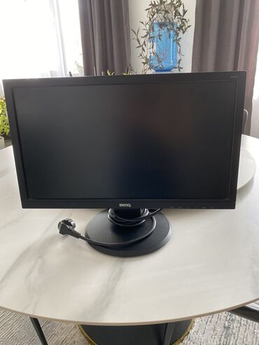 sven 51: Монитор, Benq, Б/у, 50" - 51"