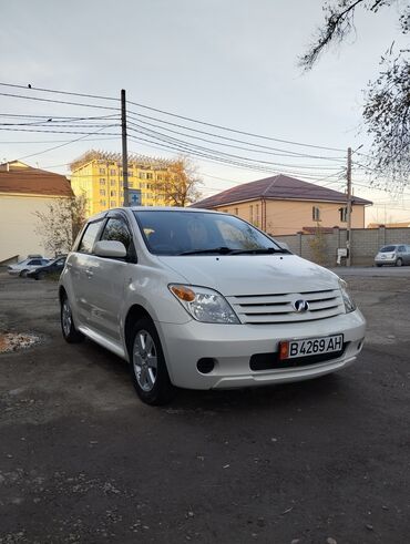 taiota ist: Toyota ist: 2005 г., 1.3 л, Автомат, Бензин, Хетчбек