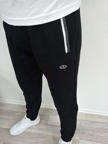 Donji deo: DONJI DEO TRENERKE TOP KVALITET Cena 2200 dinara Veličine M L XL na lalafo.rs — 5 Donji deo: DONJI DEO TRENERKE TOP KVALITET Cena 2200 dinara Veličine M L XL — 5